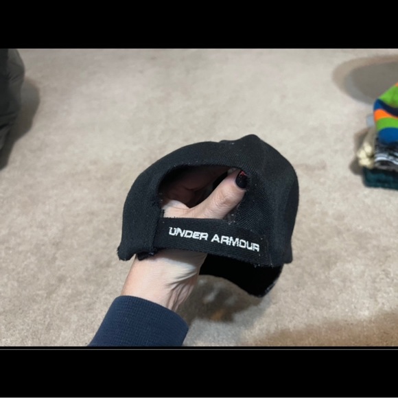 under armour plaid hat - Picture 2 of 2